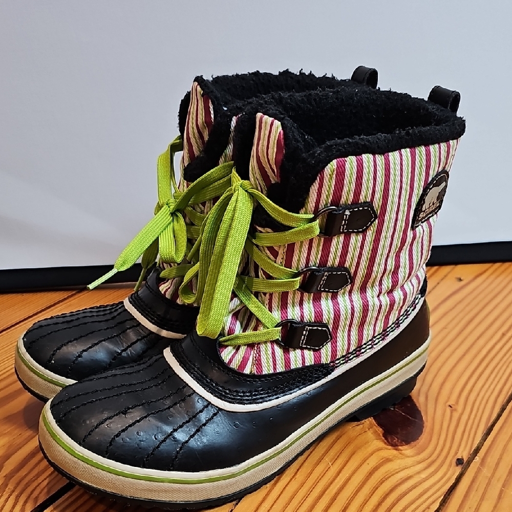 Sorel Short Youth Boots, Pink/Green Stripe, Size 6
